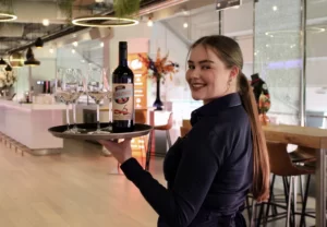 Wat zijn de mogelijkheden voor doorgroeien in de horeca?